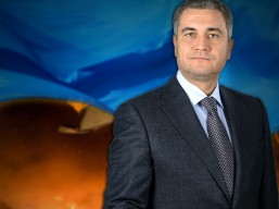 20 лютого  – День пам’яті героїв Небесної Сотні