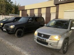Заступник голови Одеської обласної ради передав автівки та іншу допомогу на фронт 
