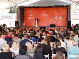 Представники п’яти областей зібралися на форумі щодо реформи шкільного харчування в Одесі