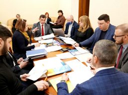 Освіта, цифрова трансформація, житлове будівництво: комісія розглянула більше 10 регіональних програм 
