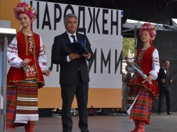 Урочистості на Театральній площі