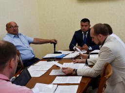 Засідання постійної комісії з питань земельних відносин та адміністративно-територіального устрою