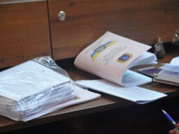 Щодо перенесення засідання двадцятої сесії обласної ради