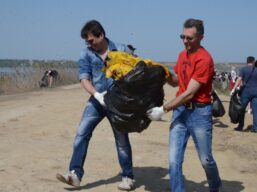 Працівники апарату Одеської обласної ради долучилися до акції «За чисте довкілля»