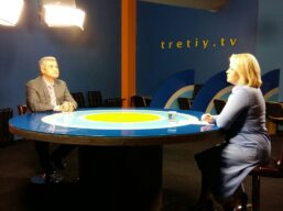 Анатолій Урбанський у студії телеканалу «Третій цифровий»